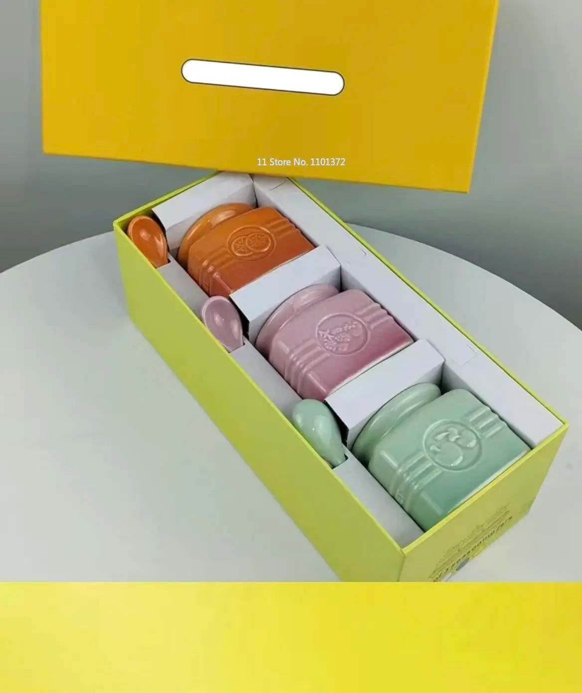 European Style Kitchen Spice Organizer Creative Ceramic Spice Jar with Spoon Gift Box Set Jam Storage Jar with Lid Spice Rack