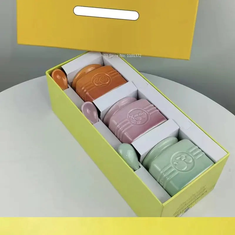 European Style Kitchen Spice Organizer Creative Ceramic Spice Jar with Spoon Gift Box Set Jam Storage Jar with Lid Spice Rack