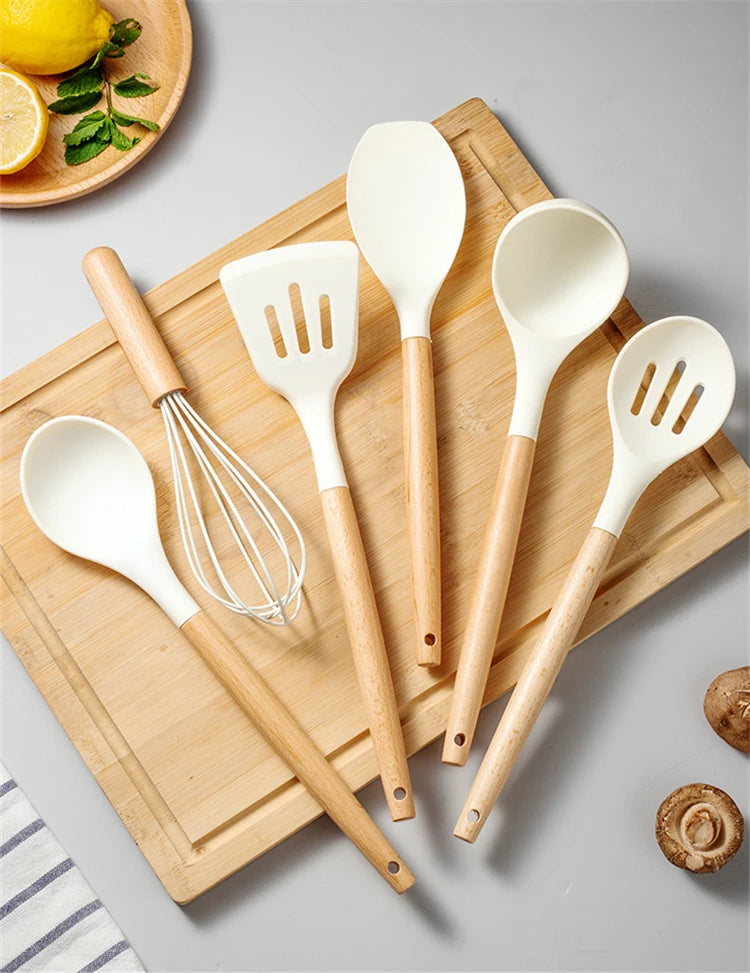 12 Pcs Silicone Kitchen Utensils Set Non Stick Silicone Cooking Utensil Set Heat Resistant Cookware with Wooden Handle JT558