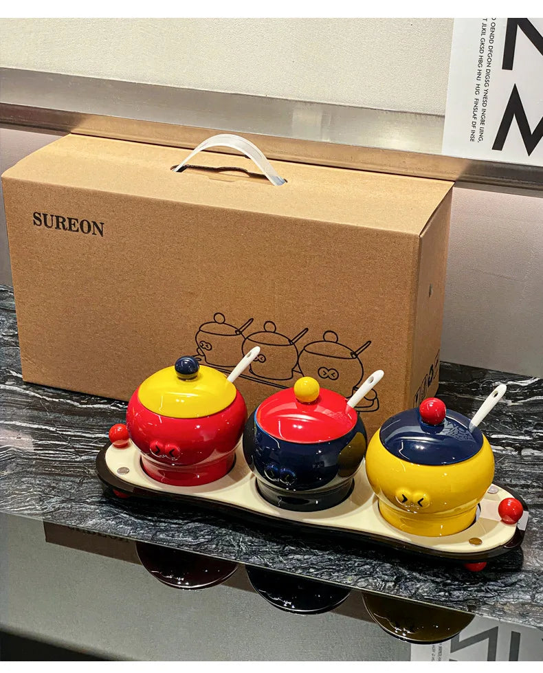 Ceramic household cute condiment box Condiment jar Salt jar condiment jar with covered kitchen storage utensils