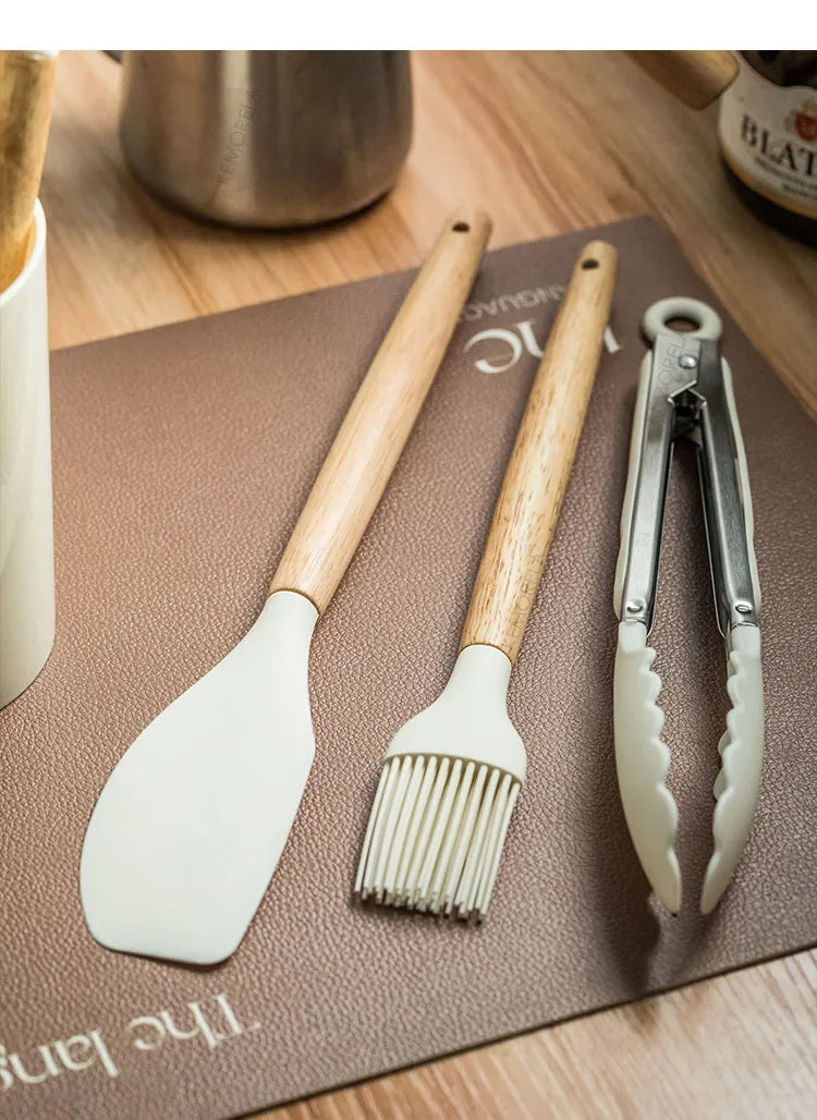 13PCS Silicone Kitchenware Non-Stick Pan Cooking Utensils Set Kitchen Measuring Spoons Utensils Baking Tools With Storage Box