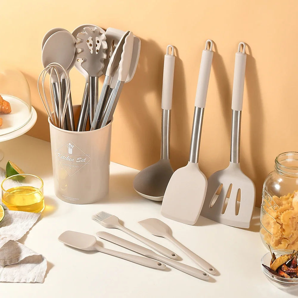 15Pcs Silicone Kitchen Utensils Non-Stick Spatula Shovel Cooking Tool Stainless Sttel Handle Kitchenware Set with Storage Bucket