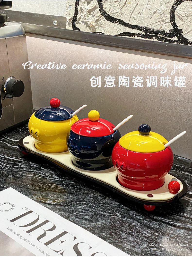 Ceramic household cute condiment box Condiment jar Salt jar condiment jar with covered kitchen storage utensils