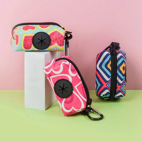 Cute Pet Poop Bag Holder Dispenser – Attach to Any Dog Leash, Valentine's Day Design (Bags Not Included)