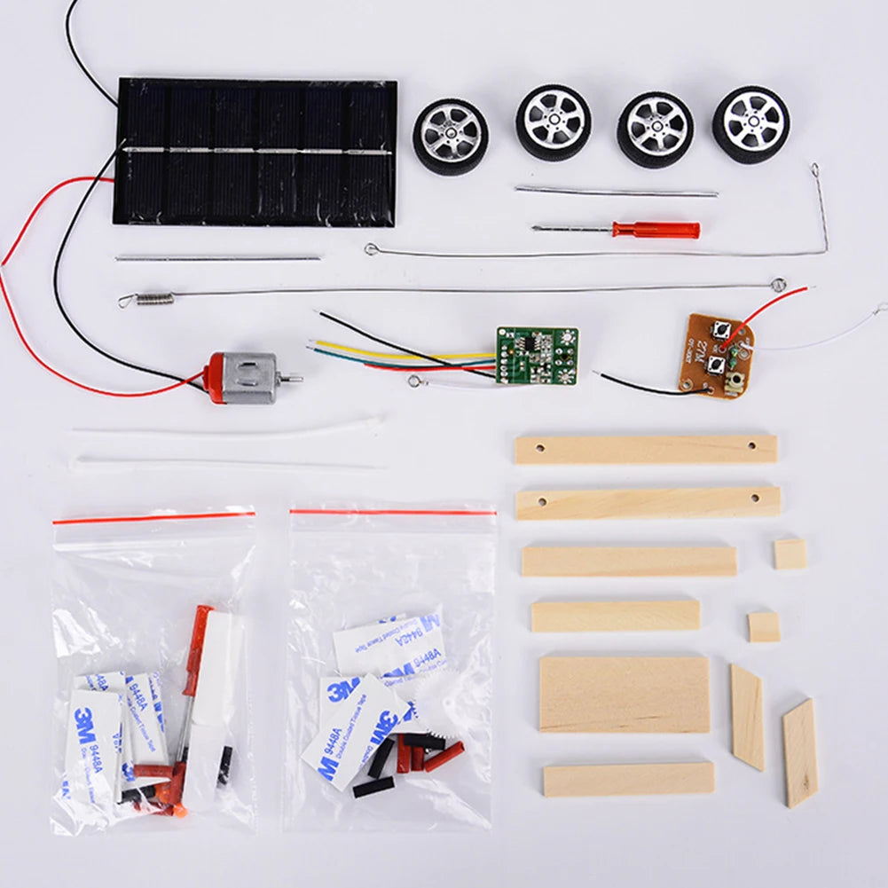 DIY Solar Car Kit – Creative STEM Toy for Kids’ Motor Skills & Active Thinking
