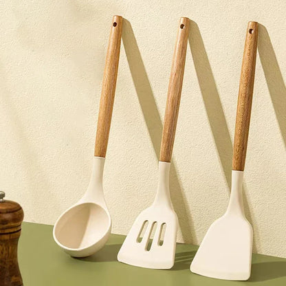 3PCS Set of Kitchen Utensils Wooden Handle Silicone Cooking Utensils Non Stick Shovel Cooking Utensils Rice Scoop Baking Tools