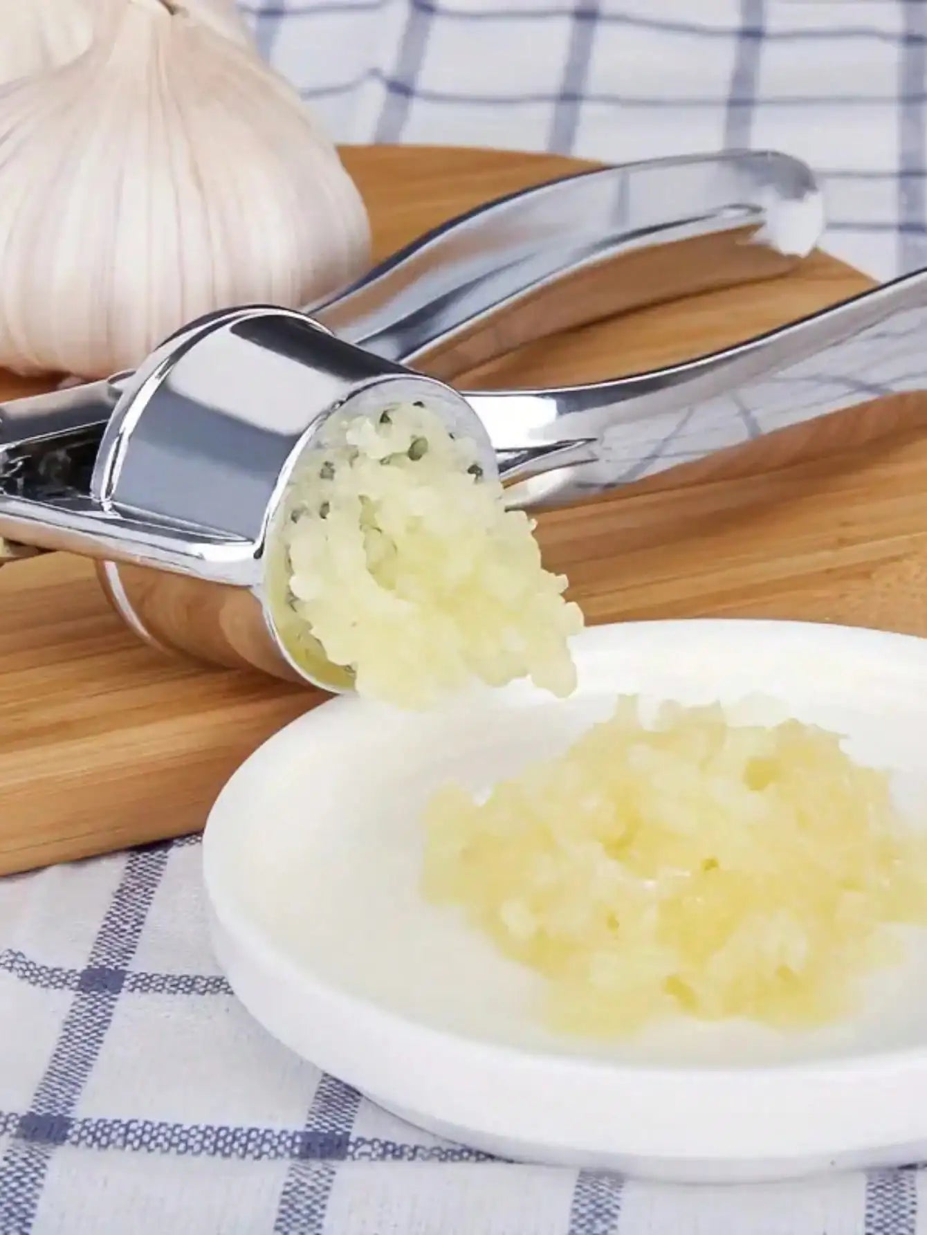 Garlic Press & Crusher – Washable Manual Garlic & Ginger Masher, Kitchen Gadget & Supplies