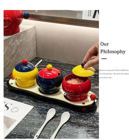 Ceramic household cute condiment box Condiment jar Salt jar condiment jar with covered kitchen storage utensils
