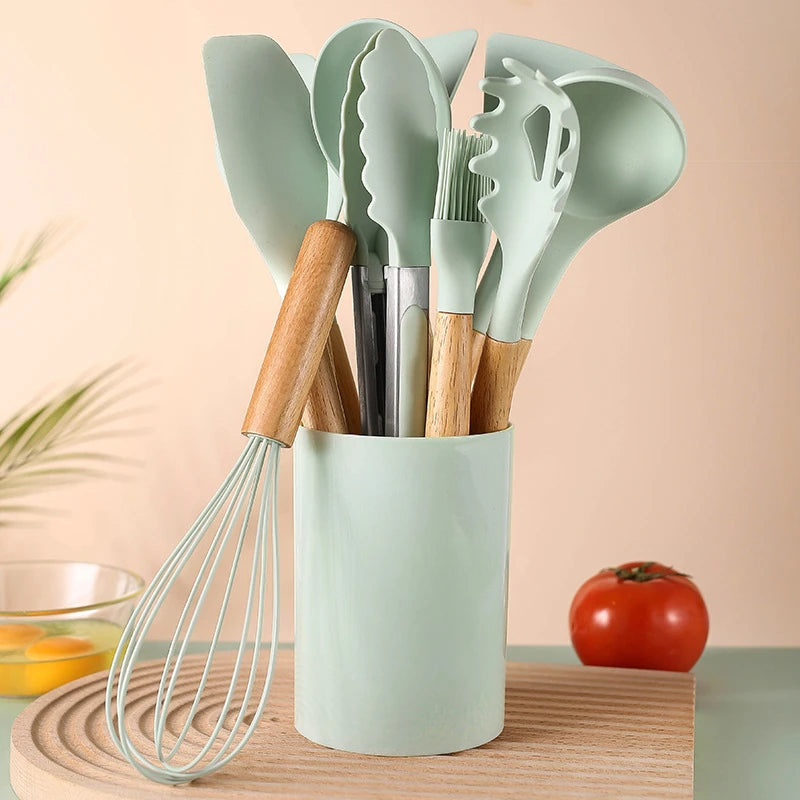 12PCS/Set Premium Quality Silicone Kitchen Utensils Set with Wood Handle and Storage Bucket Kitchen Tools Cooking Accessories